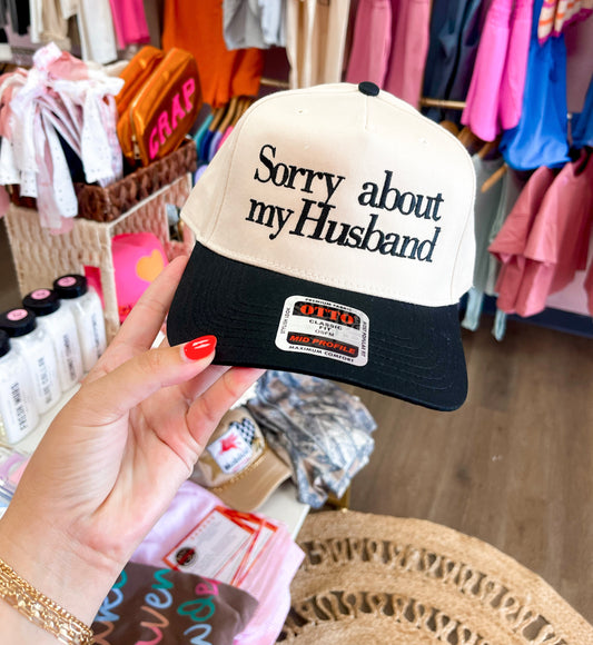 Black embroidered hat ☻