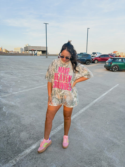 Make heaven crowded camo tee