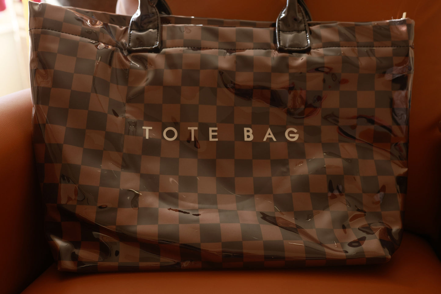 Checkered tote bag
