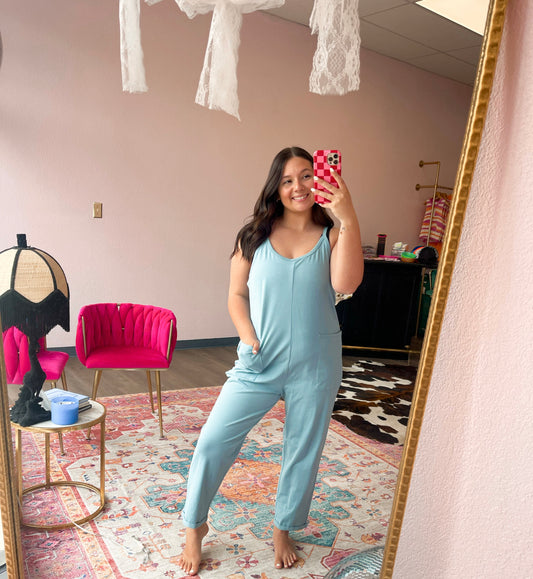Blue jumpsuit ☻