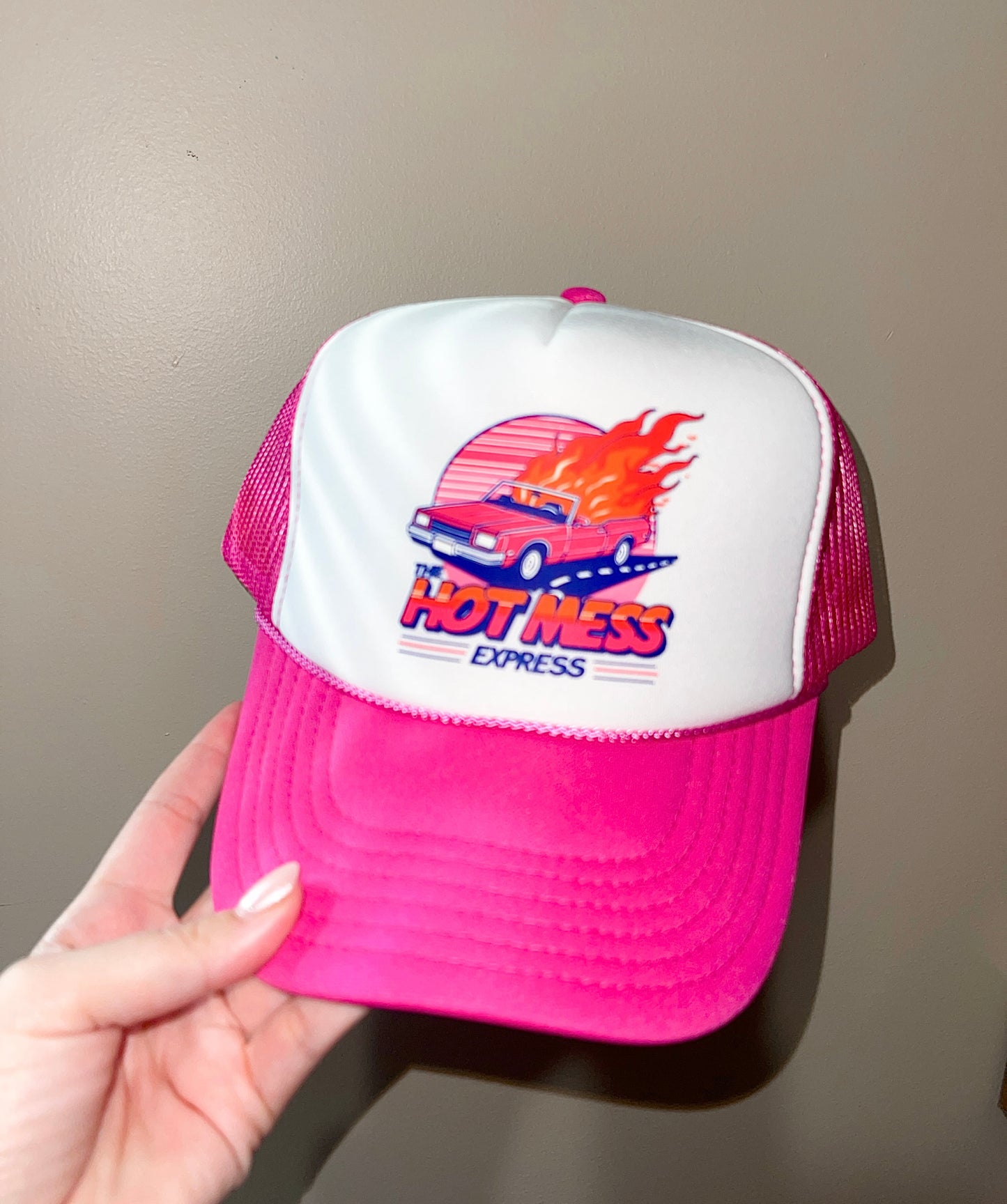 Hot mess trucker hat ☻