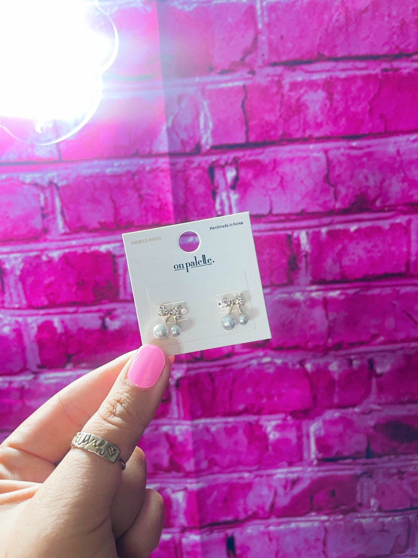 Cherry pearl studs ☻